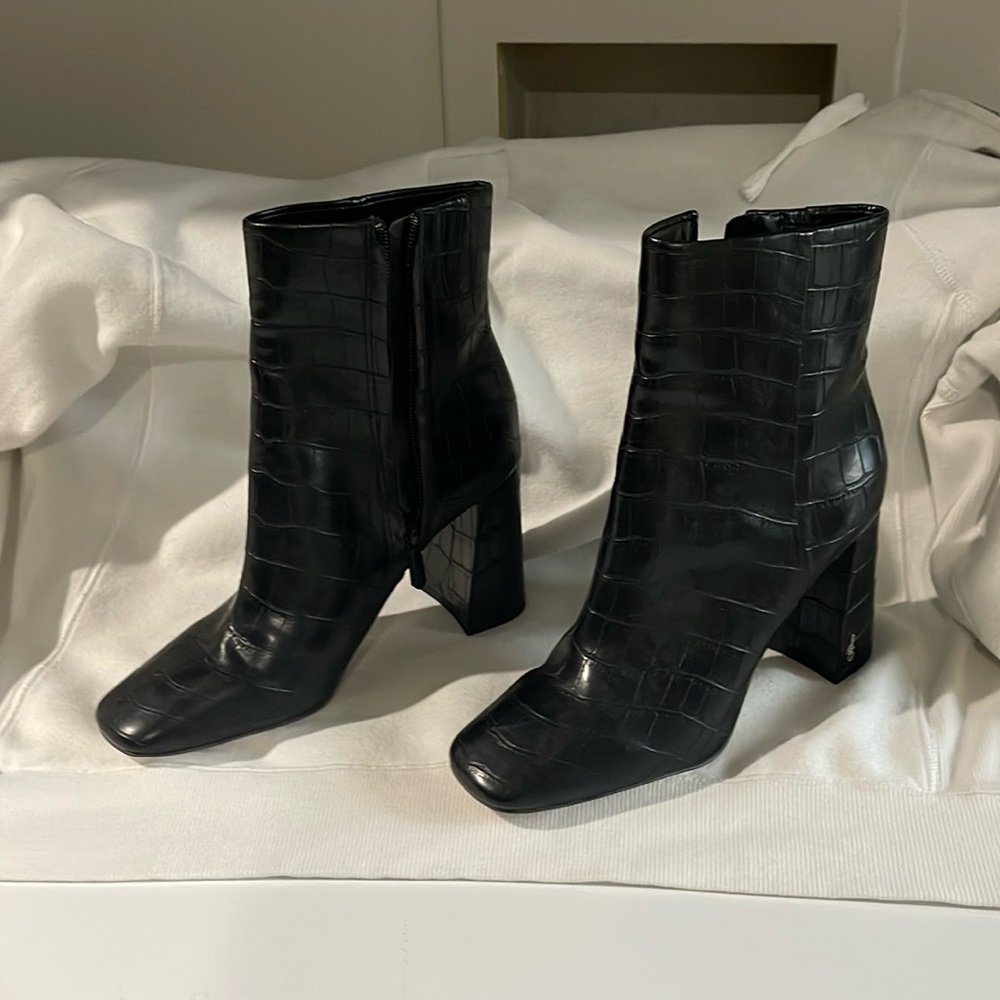 Circus Sam Edelman Pascha ankle boot.